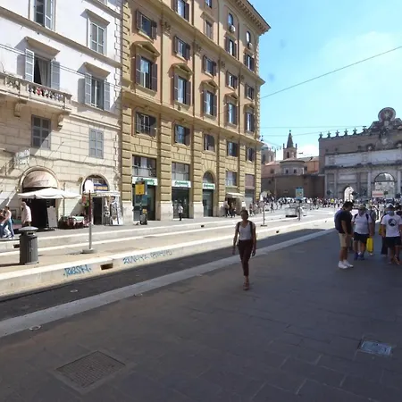 Glamour Spanish Steps Homestay