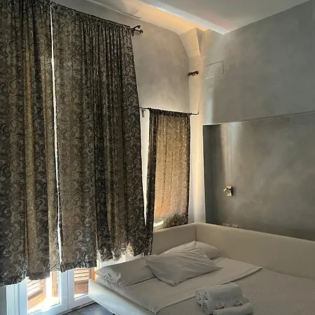 Glamour Spanish Steps בית אירוח