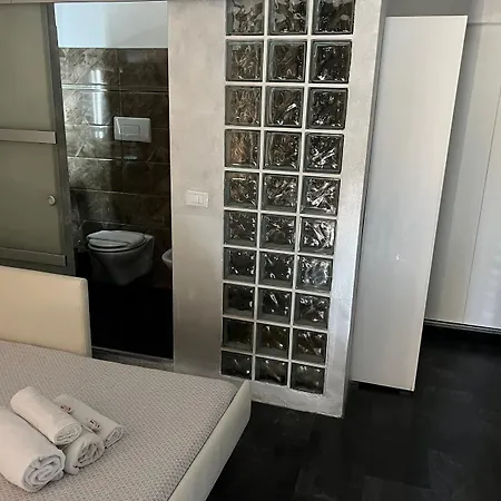 בית אירוח Glamour Spanish Steps