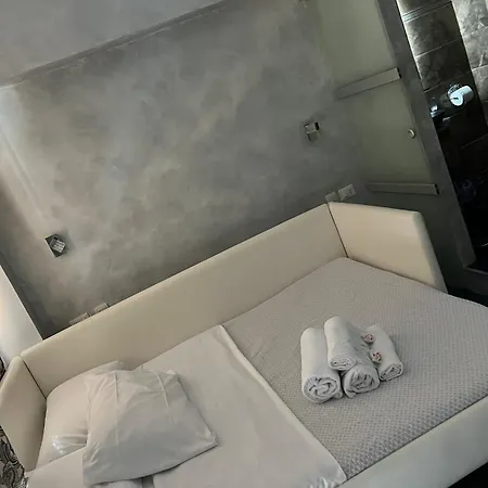 Glamour Spanish Steps *