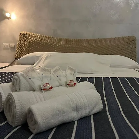 בית אירוח Glamour Spanish Steps