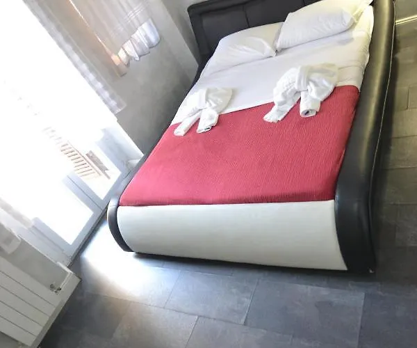 Habitación en casa particular Glamour Spanish Steps